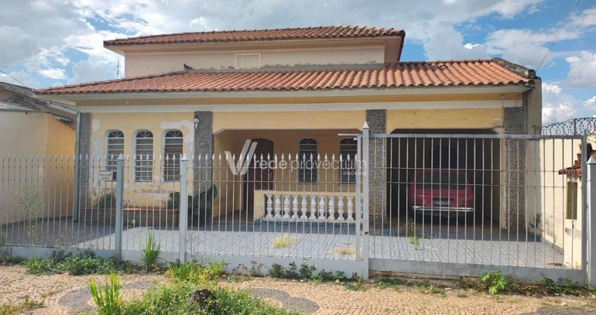 Casa com 3 quartos para alugar na Rua Salustiano Penteado, 222, Botafogo, Campinas