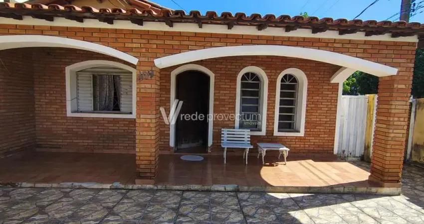 Casa com 3 quartos à venda na Rua Doze de Outubro, 409, Vila Santana, Valinhos
