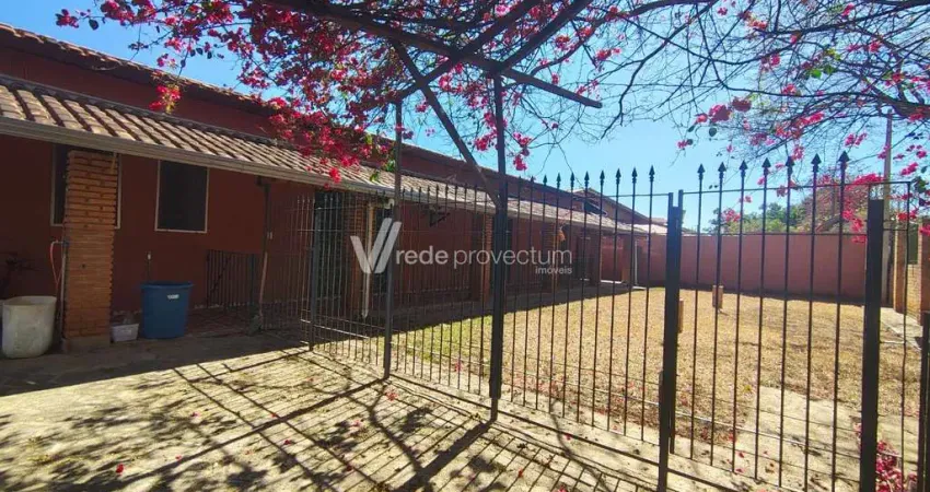 Chácara / sítio com 3 quartos à venda na Rua Pastor Walter Kaschel, 308, Village Campinas, Campinas
