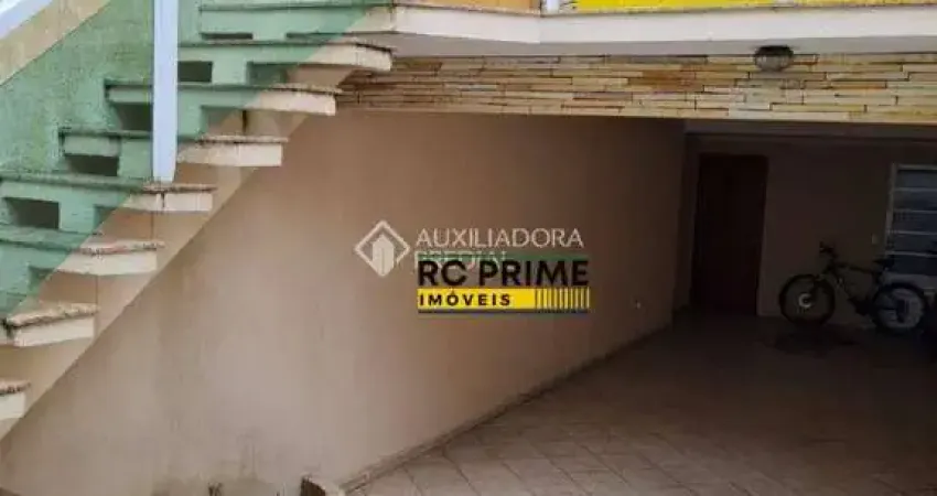 Sobrado á venda com 3 quartos com 3 suítes, 3 vagas, área gourmet rua particular parque anchieta sbc