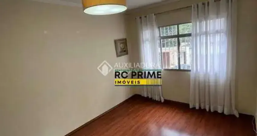 Sobrado à venda com 100m², 2 quartos e 2 vagas vila marlene sbc