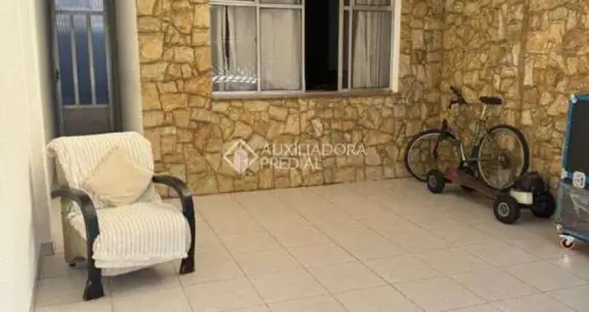 Casa com 3 quartos à venda na Rua Manoel Simões de Souza, 45, Vila Sésamo, São Bernardo do Campo