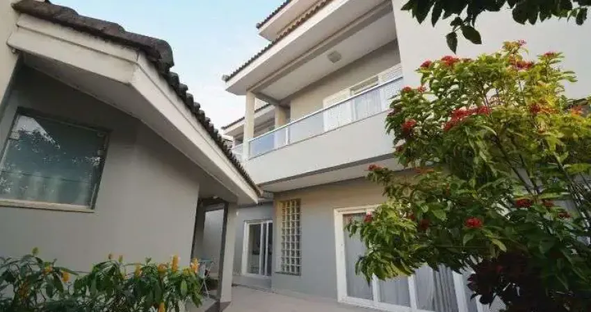 Excelente sobrado pq dos pássaros 4sts, ar condicionado, 6 garagerns