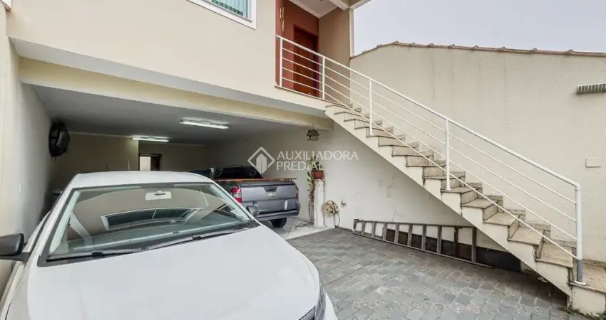 Sobrado com 4 quartos e 3 banheiros à venda,  excelência acabamento primeiríssima