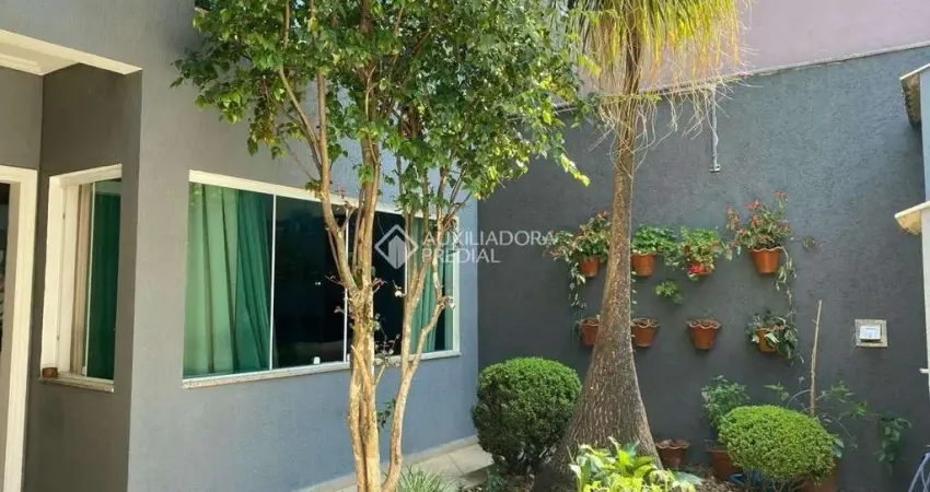 Casa com 5 quartos à venda na Rua Professor Geraldo Hypólito, 100, Dos Casa, São Bernardo do Campo