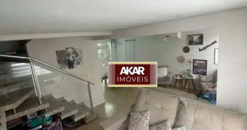 Excelente Sobrado em Condomínio Fechado com 03 dormitórios sendo 01 Suíte e 03 vagas - Jardim Borborema / Taboão - SBCampo