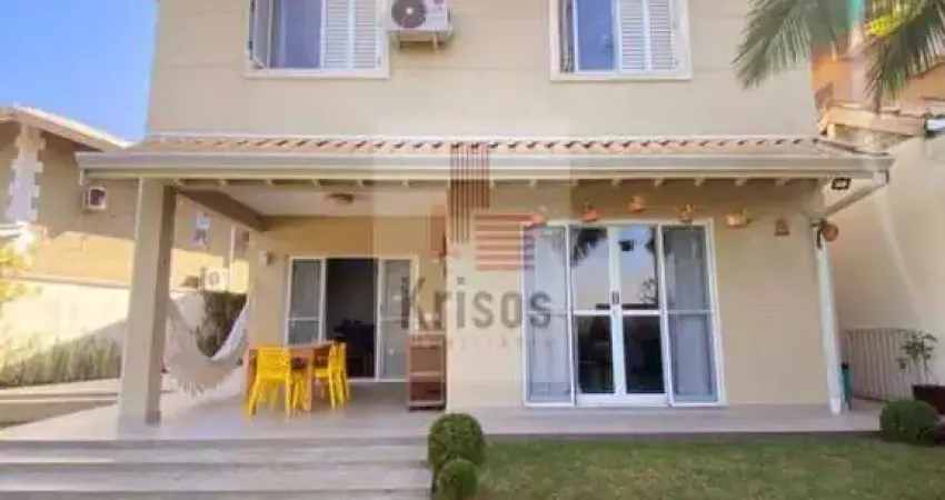 Exclusiva Casa em Condomínio Fechado - 5 Suítes e Lazer Completo
