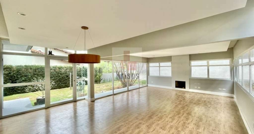 Excelente Casa em Condomínio de Alto Padrão - Oportunidade Única!