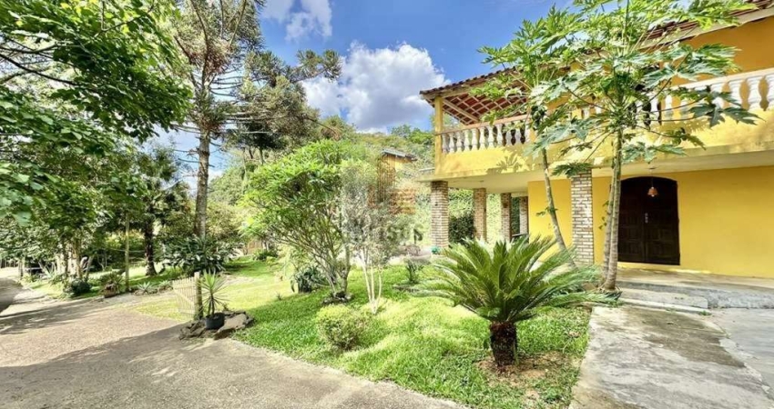 Casa de Campo Colonial ? Um Refúgio de Tradição e Conforto!