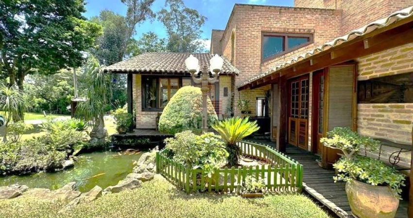 Linda Casa Rústica Integrada - Porteira Fechada em Localização Privilegiada!