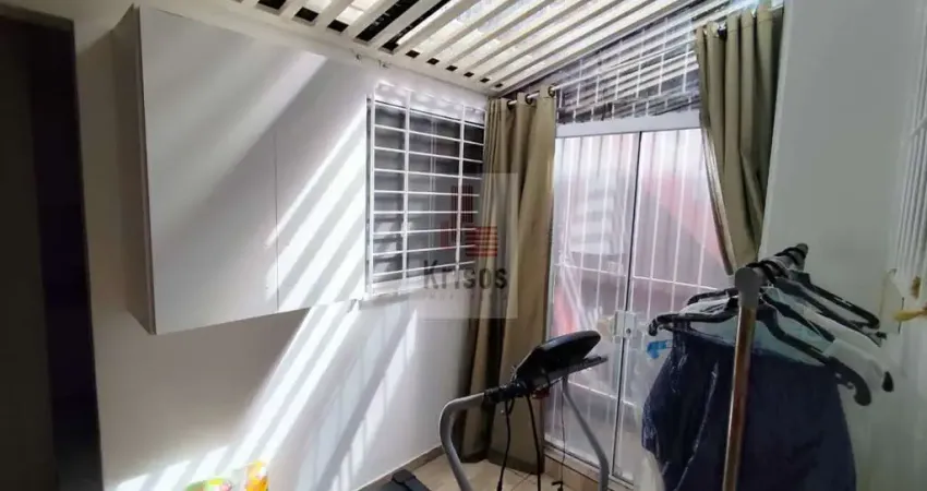 Sobrado reformado com 2 dormitórios e 2 vagas no Brooklin !!!