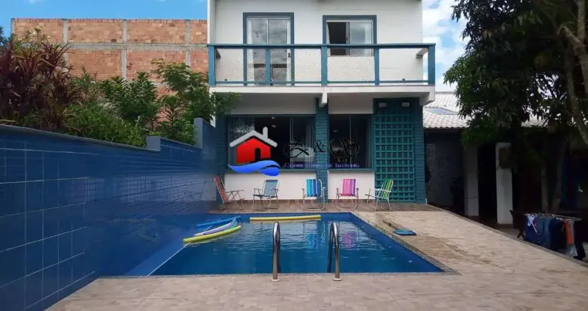 Excelente casa duplex de dois quartos, sendo dois suite, terreno 480mt