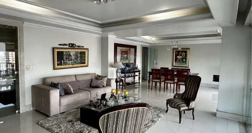 Apartamento 01 por andar – 03 suítes + dependência - umarizal