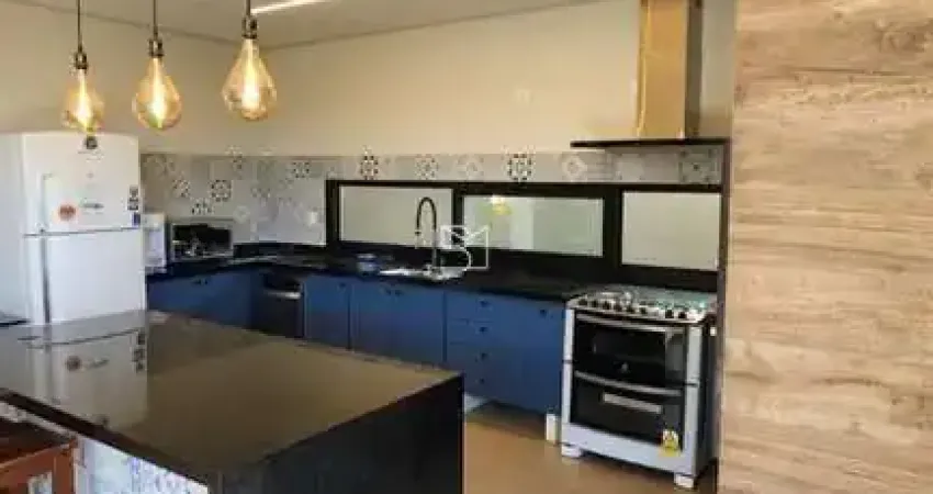 Sobrado Belvedere 2 com 4 Quartos, Energia Solar, Móveis Planejados, com piscina