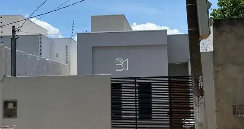 Casa no Jardim Gramado, 2 Suites, Cozinha, Lavanderia, 2 Vagas de Garegem