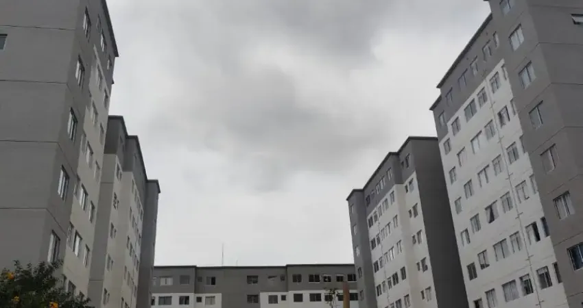 Apartamento com 2 quartos para alugar na Rua Enéas Camargo, Chácara Maria Trindade, São Paulo