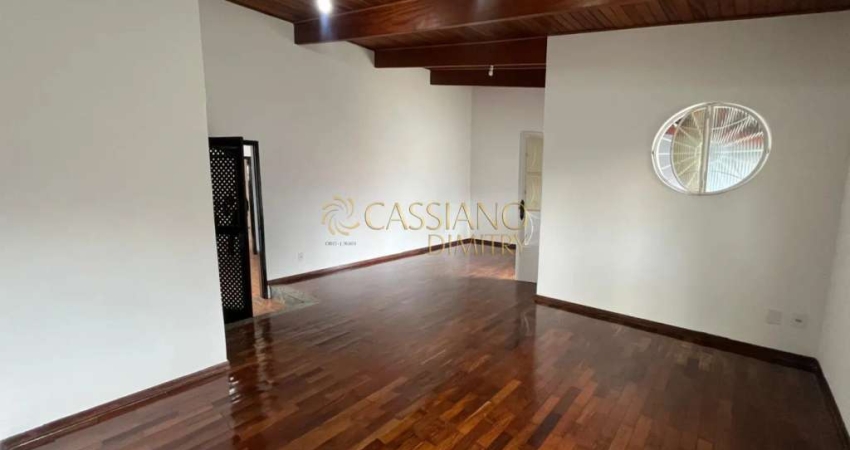 Casa térrea à venda de 167m² | 02 dormitórios, sendo suítes e 05 vagas de garagem | Jardim Satélite - São José dos Campos |