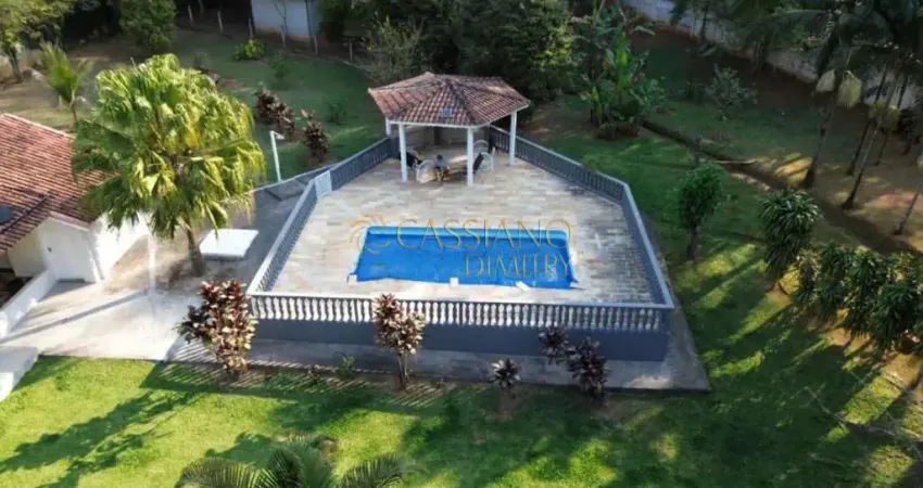 Chácara à venda de 22.000m² | 03 dormitórios, sendo 01 suíte, 02 banheiros e 04 vagas de garagem |  avenida ippensen | são josé dos campos |