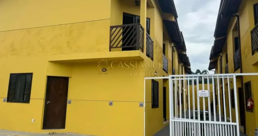 Casa/sobrado à venda de 72 m² | 02 dormitórios, 02 banheiros e 02 vagas de garagem | praia maranduba - ubatuba |