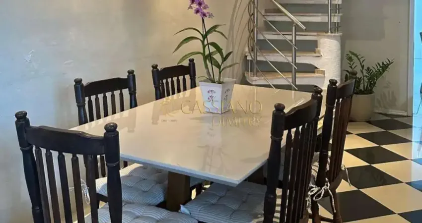 Sobrado à venda de 250m² | 03 dormitórios, sendo 01 suíte e 02 vagas de garagem | condomínio bell park - jardim uirá | são josé dos campos |