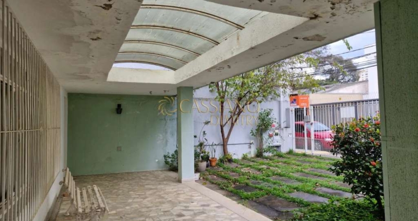 Casa à venda de 390m²|  03 dormitórios, 03 banheiros e 04 vagas de garagem | Vila Adyana | São José dos Campos |