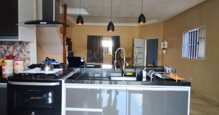 Sobrado à venda de 197m² | 03 dormitórios, sendo 01 suíte e 02 vagas de garagem | Setville | São José dos Campos |