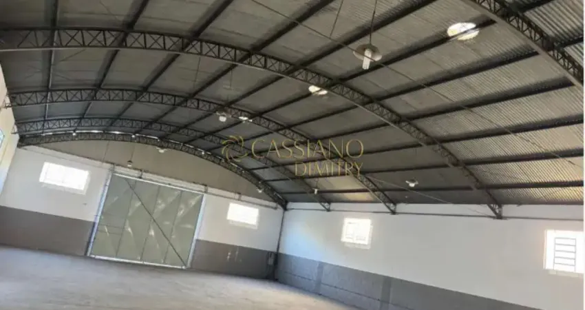 Galpão comercial para locação de 770m² | 02 banheiros e 04 vagas de garagem | Chácaras Reunidas | São José dos Campos |