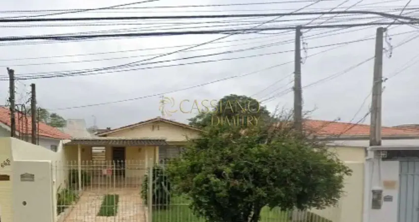 Casa térrea à venda de 209m² | 03 dormitórios, sendo 01 suíte e 02 vagas de garagem | centro - são josé dos campos |