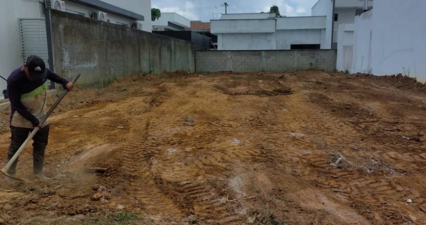 Terreno à venda na Avenida Frederico Baird, Ponta Negra, Manaus