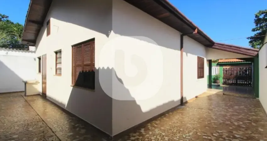 Casa com edícula e 300 quartos, suarão, Praia -escriturada