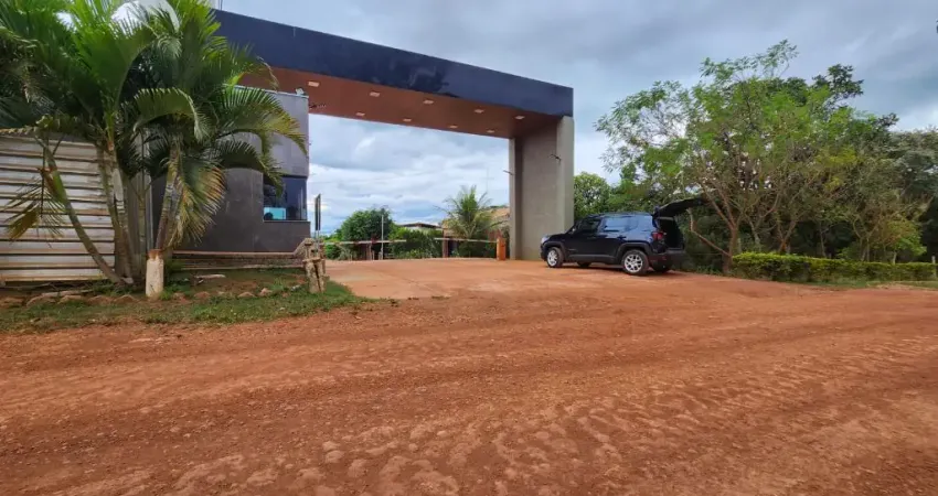 Excelente chácara condomínio fechado regularizado no lago corumbá IV  infraestrutura completa, área lazer e acesso ao lago