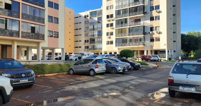 -apartamento 1. andar aos 1, 2 quartos condomínio fechado com área de lazer.