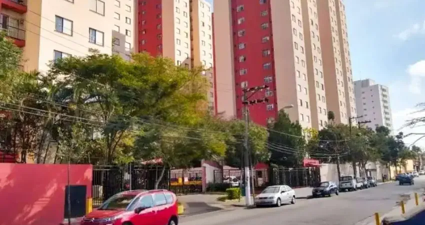 Apartamento para Venda em São Paulo, Vila Carmosina, 2 dormitórios, 1 banheiro, 1 vaga