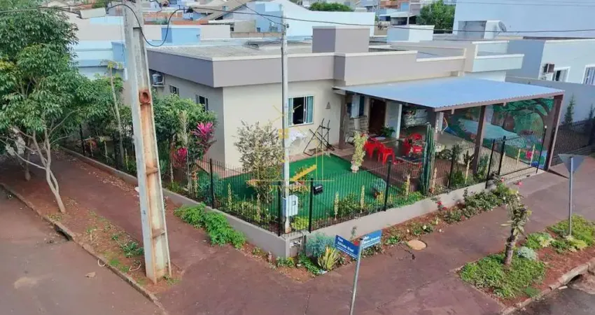Casa Completa com Quintal, Churrasqueira e Muito Mais! Bairro São Lucas.