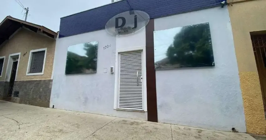 Casa comercial, localizada no bairro alto próximo ao centro de piracicaba