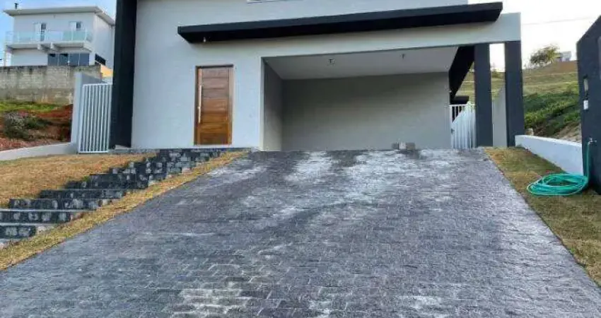 Casa em condomínio, 3 dormitórios s/ 1 suíte - PERMUTA - Bragança Paulista