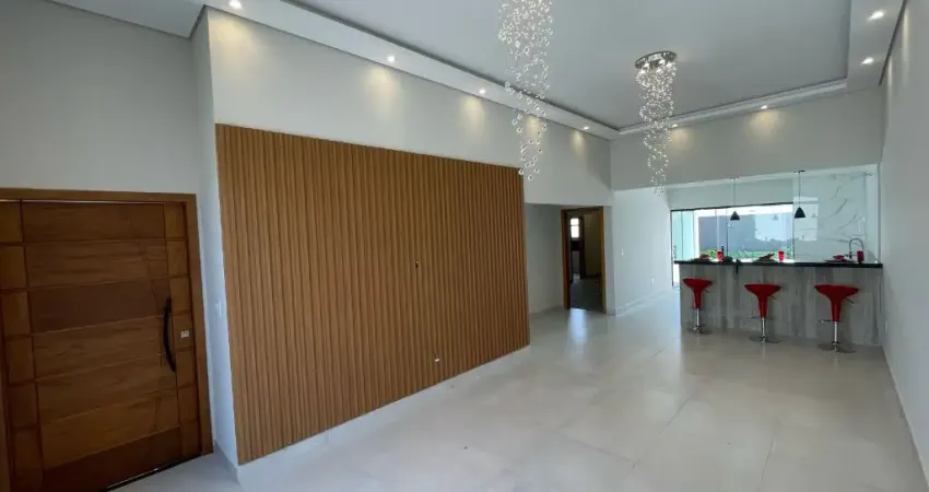 CASA TÉRREA  COM 3 QUARTOS, PISCINA E 3 VAGAS.BRAGANÇA PAULISTA - SP.