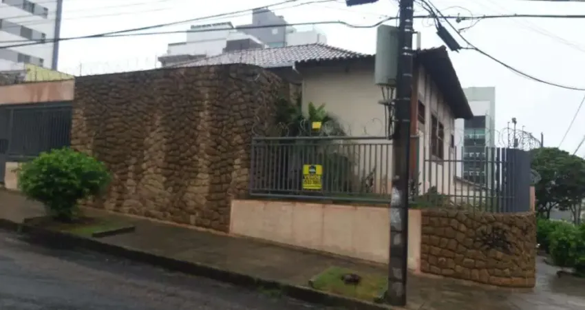 Casa com 5 quartos à venda na Rua Nestor Soares de Melo, Palmares, Belo Horizonte