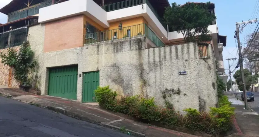 Casa com 3 quartos à venda na Rua Coronel Júlio Pinto, Sagrada Família, Belo Horizonte