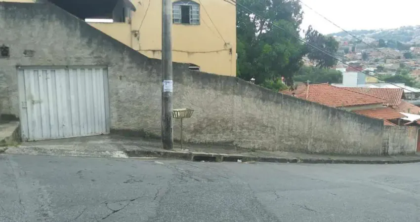 Casa com 3 quartos à venda na Rua dos Abades, Ouro Minas, Belo Horizonte