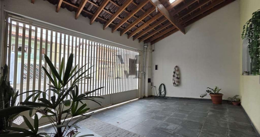 Casa para Venda em Sorocaba, Vila Haro, 3 dormitórios, 2 suítes, 4 banheiros, 2 vagas