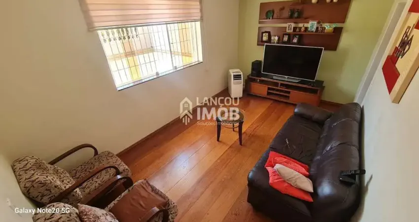 Casa com 3 quartos à venda na Rua Gelson Comparini, 103, Jardim das Samambaias, Jundiaí