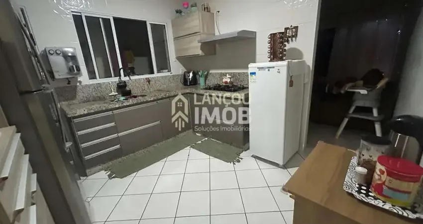 Casa com 3 quartos para alugar na Rua Jader Ribeiro da Silva, 285, Vila Ana, Jundiaí