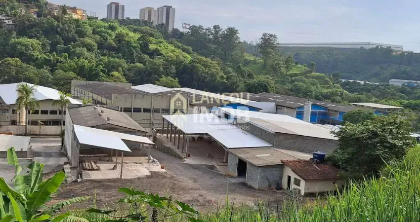 Galpão com Pátio (4.000m2) locação em Jordanésia/ Cajamar Rod Anhanguera