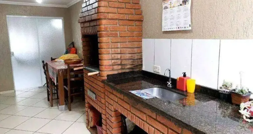 Casa térrea com 3 dormitórios uma siíte à venda, 164 m² por R$ 620.000 - Alves Dias - São Bernardo do Campo/SP
