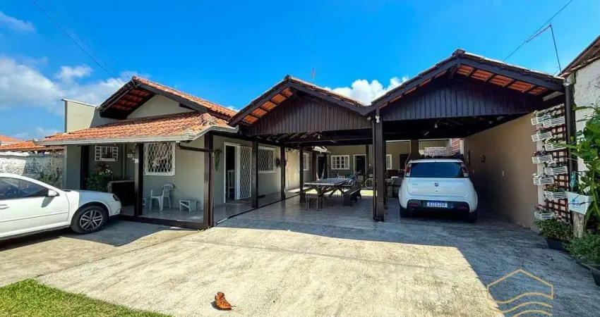 Casa em alvenaria 2 suítes + 1 quarto em Balneário Barra do Sul - Salinas