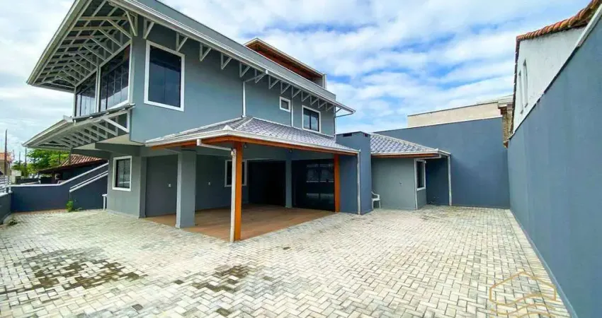 Sobrado moderno com vista para o mar - Balneário Barra do Sul - Centro