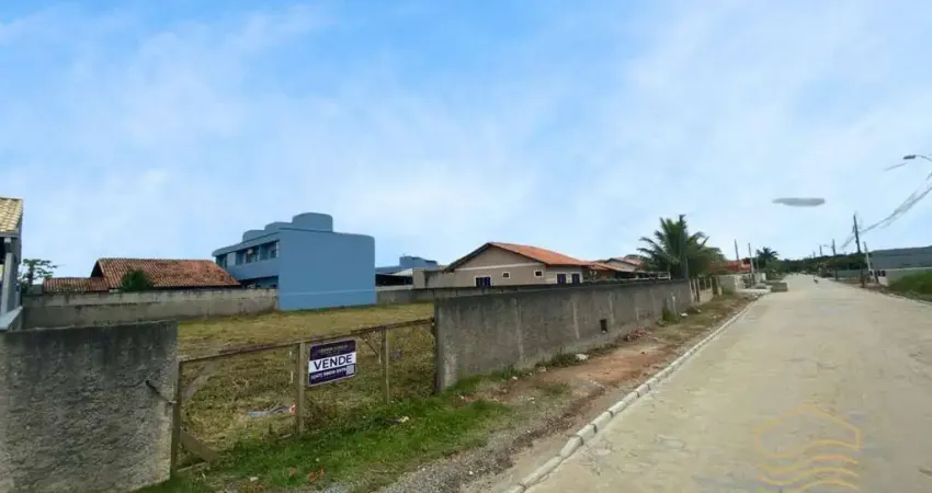 Terreno com 325,00m² à venda na praia em Balneário Barra do Sul - Salinas