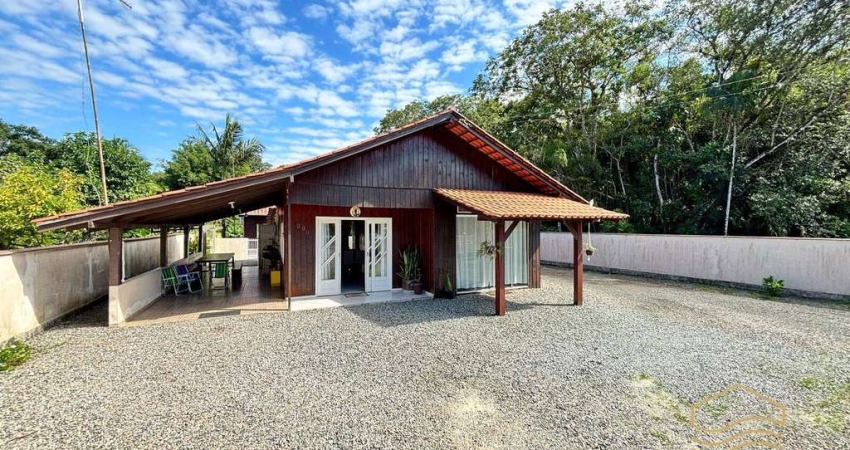 Chácara com 2 casas - Bairro Pinheiros, Balneário Barra do Sul.