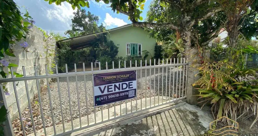 Casa mista 3 dormitórios 300m da lagoa- Balneário Barra do Sul - Costeira
